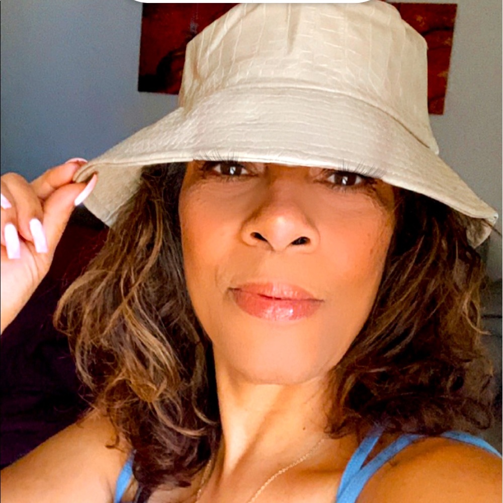 Up For The Chase Bucket Hat - Beige